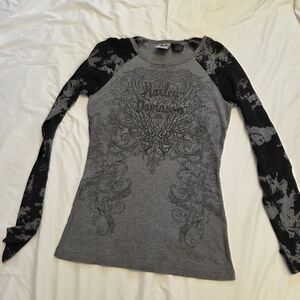 Harley-Davidson Women's Gray and Black Graphic Long Sleeve Tee